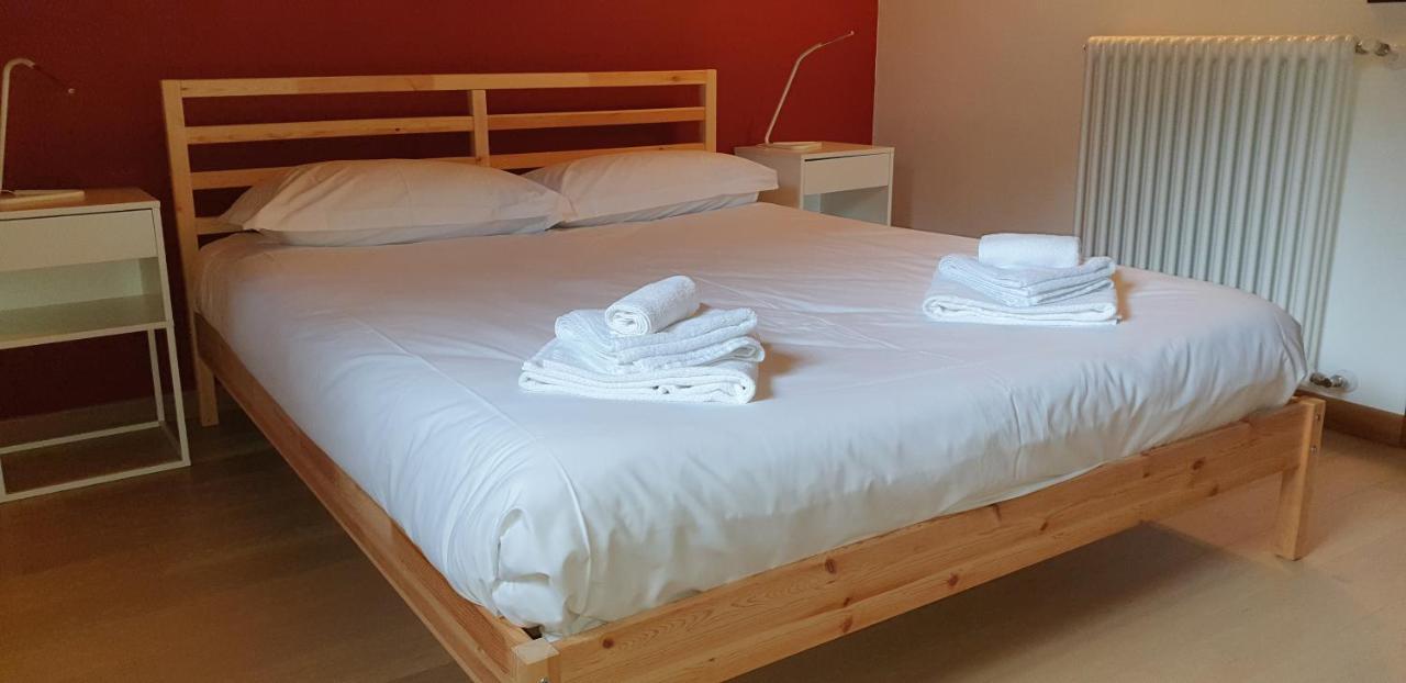 Appartamento Residenza Lavinia Monforte dʼAlba Zewnętrze zdjęcie